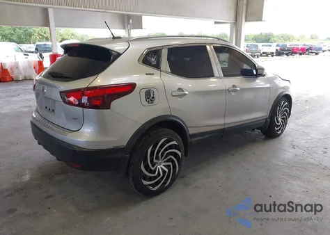 2017 Nissan Rogue Sport Sv from USA, damaged, VIN JN1BJ1CP3HW011879